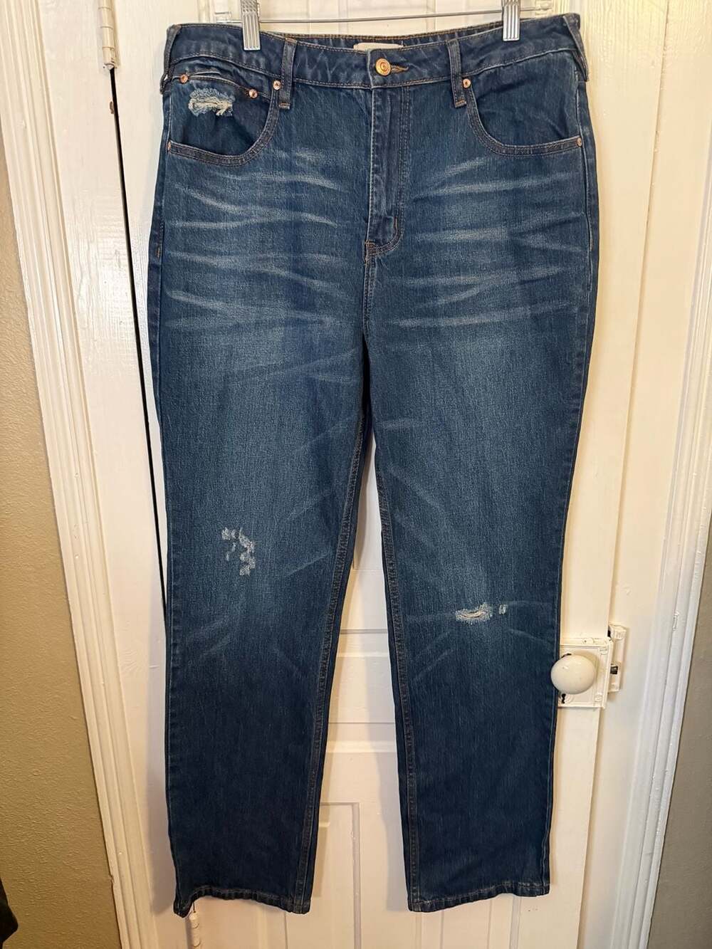 CLEO + WOLF High Rise Straight Jeans Size 33/32 Distressed Medium Wash